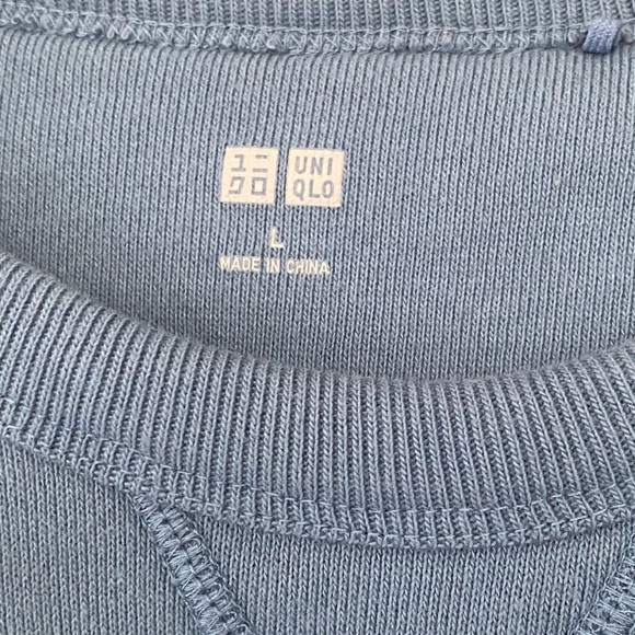 Uniqlo sweatshirt - Picture 4 of 5